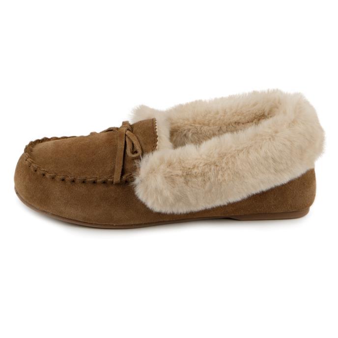 Isotoner Ladies Genuine Suede Moccasin with Faux Fur Lining Tan