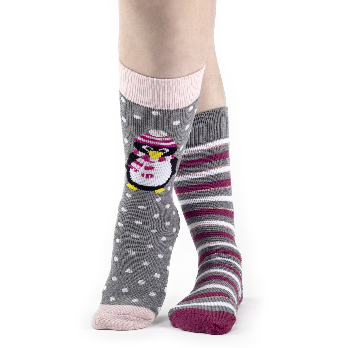 totes isotoner slipper socks