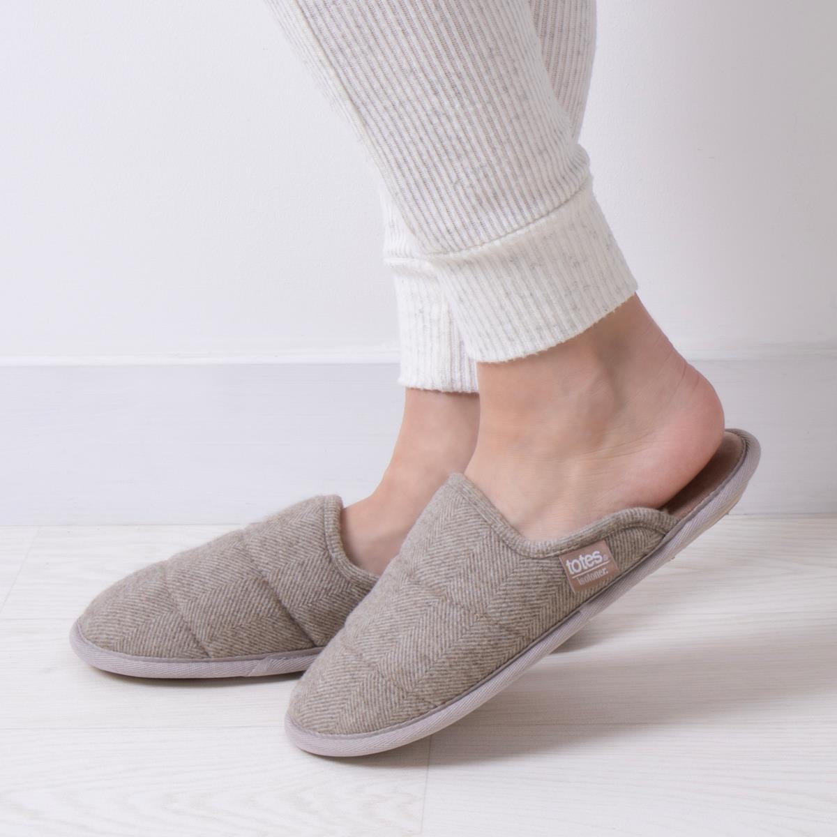 Isotoner Ladies Herringbone Quilted Mule Slipper With Fur Cuff totes