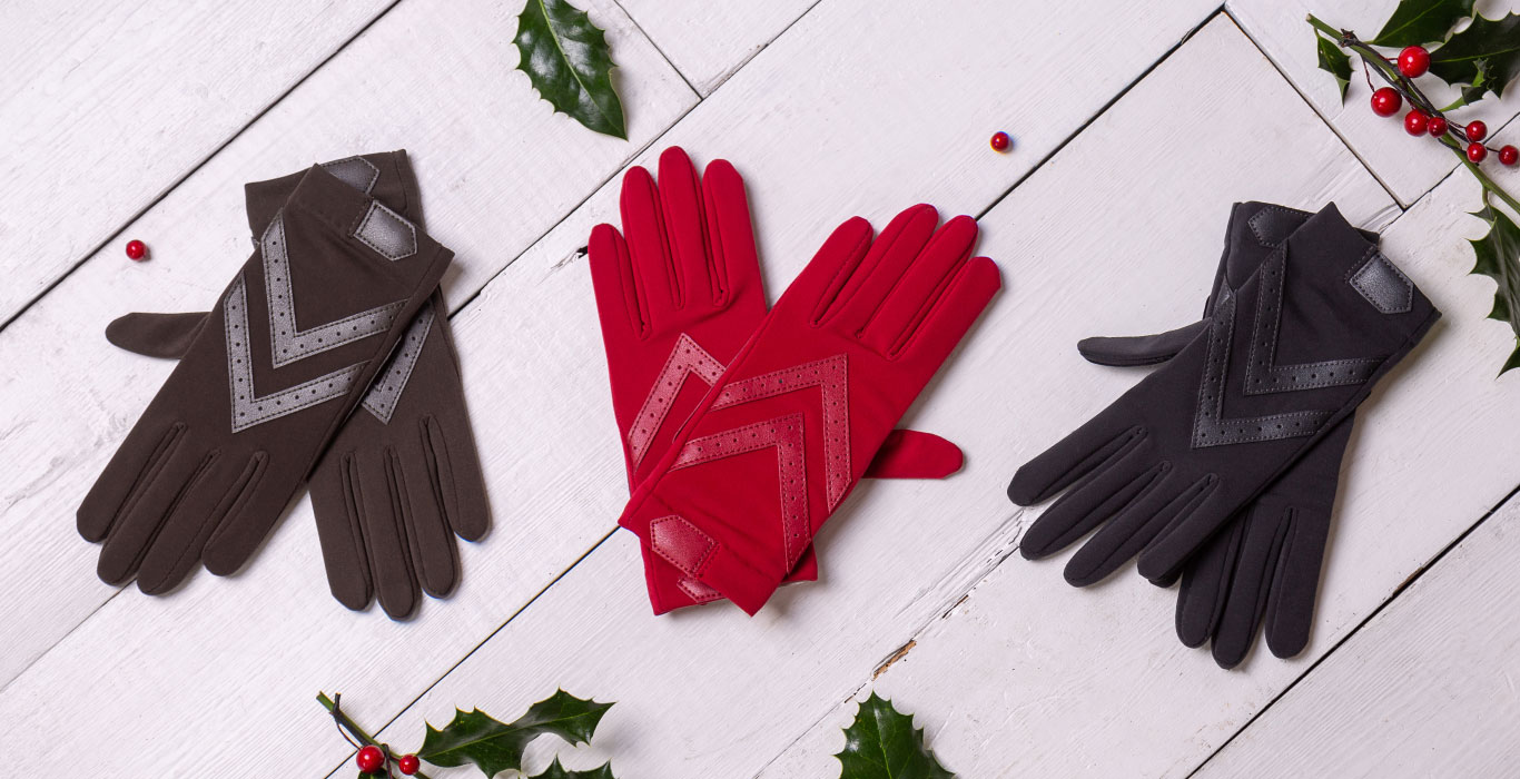 totes scarf and gloves set