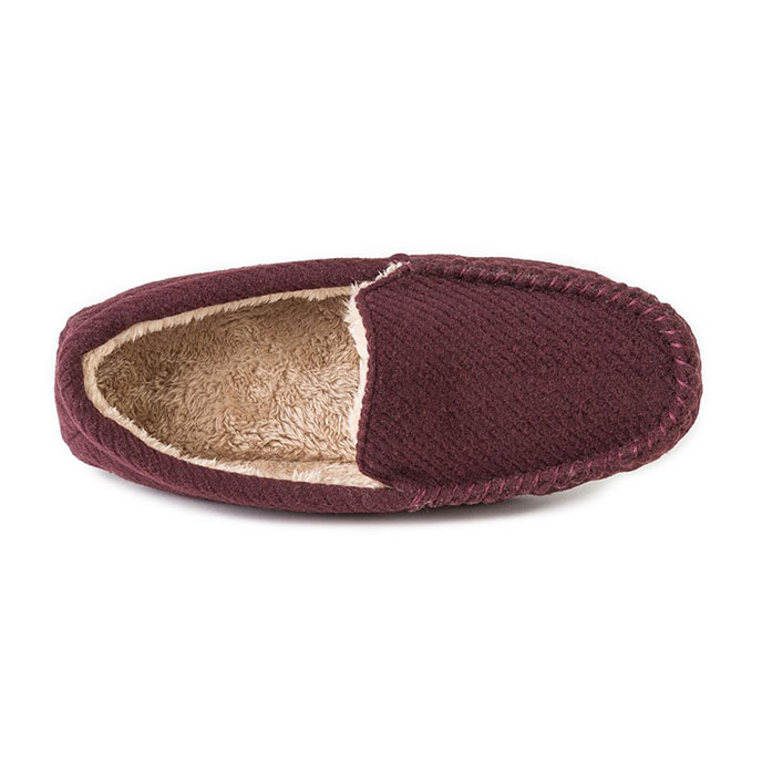 totes Mens Textured Moccasin Slippers Burgundy Extra Image 4