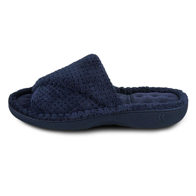 Isotoner Ladies Popcorn Turnover Open Toe Slippers Navy