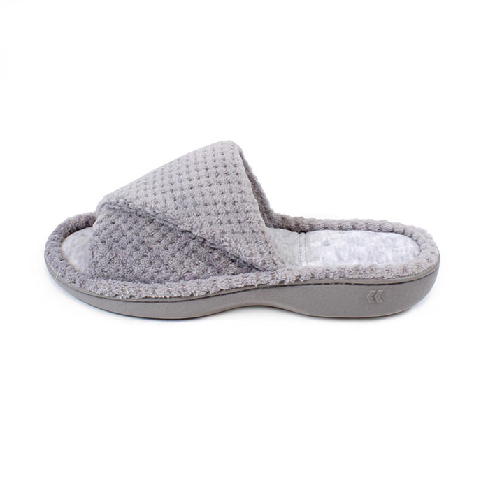 Isotoner Ladies Popcorn Turnover Open Toe Slippers Pale Grey Extra Image 2