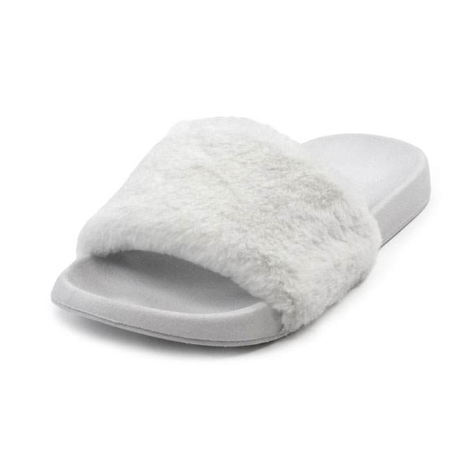 Isotoner Ladies PV Fur Sliders White Extra Image 1