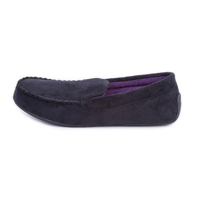 isotoner Mens Pillowstep Driving Moccasin Slippers Black