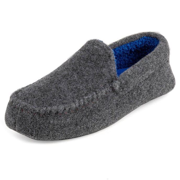 Isotoner Mens Felt Moccasin With Contrast Lining Slipper Grey Extra Image 1