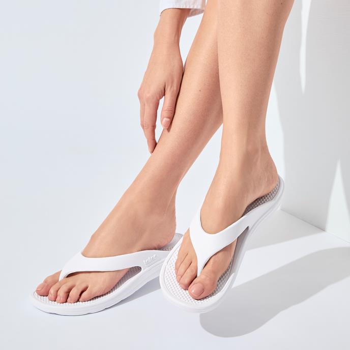 totes® SOLBOUNCE Ladies Toe Post White UK Size 7