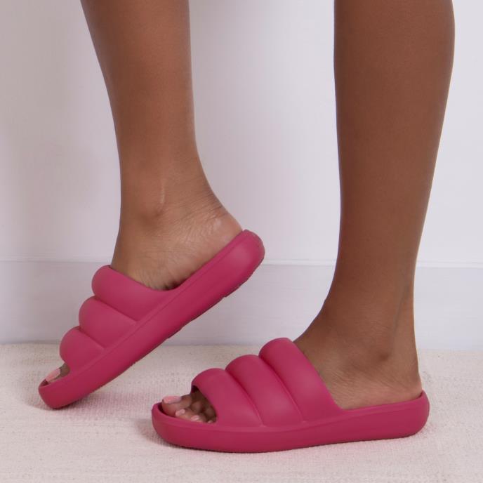 totes® SOLBOUNCE Ladies Moulded Pillow Slider Pink
