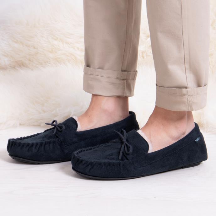 totes Mens Suedette Moccasin Slippers With Faux Fur Lining Navy