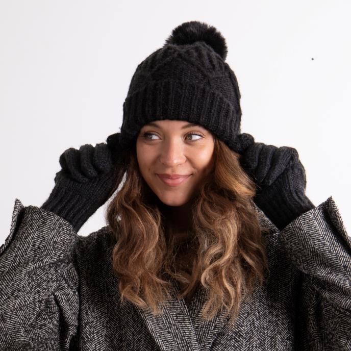 totes toasties® Ladies Knitted Hat & Glove Gift Set  Black