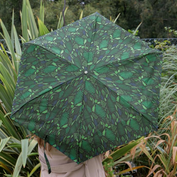 totes® X-TRA STRONG® Mini Fern Print Umbrella (5 Section)