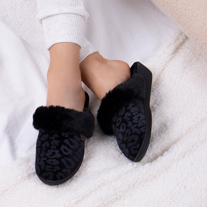 Isotoner Ladies Velour Heeled Mule Slipper Black Leopard