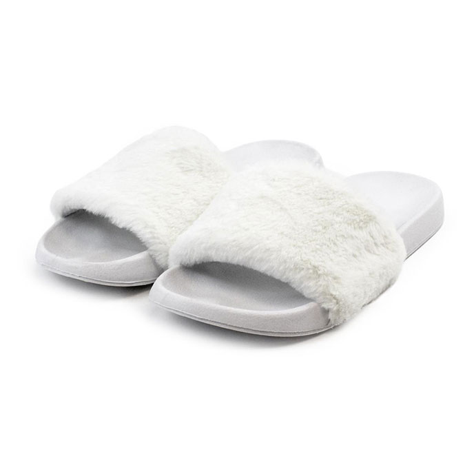 Isotoner Ladies PV Fur Sliders White