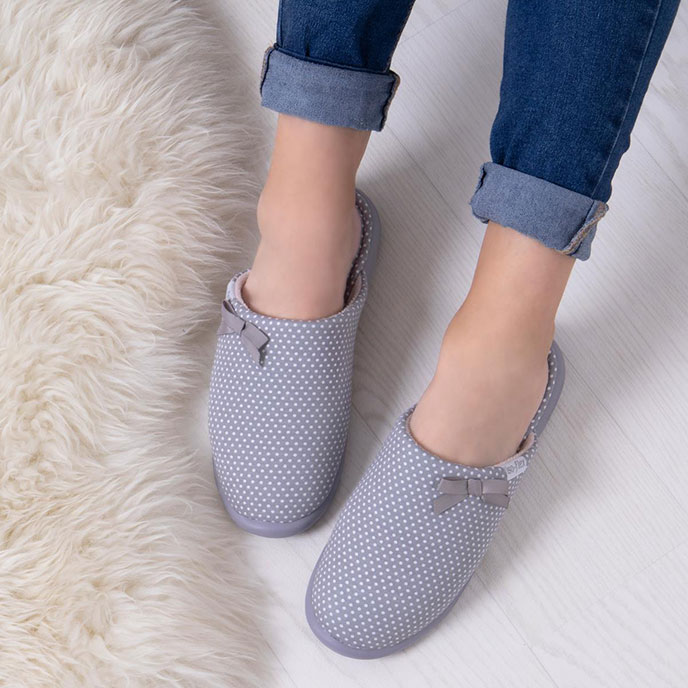 Isotoner Ladies iso-flex Spotted Mules Grey Spot