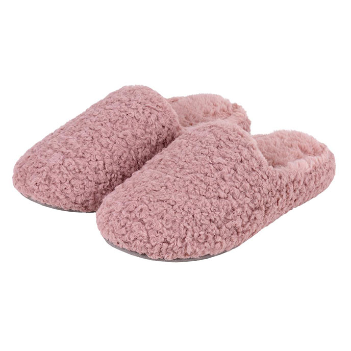totes fluffy slippers