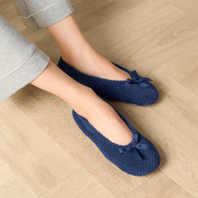 Isotoner® Ladies Popcorn Ballet Slippers Navy