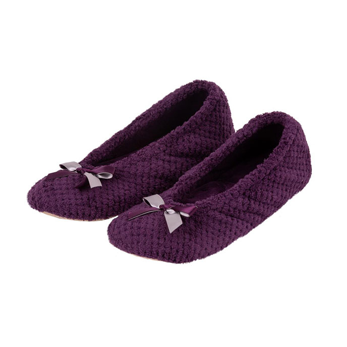 Isotoner Ladies Popcorn Ballet Slippers totes ISOTONER