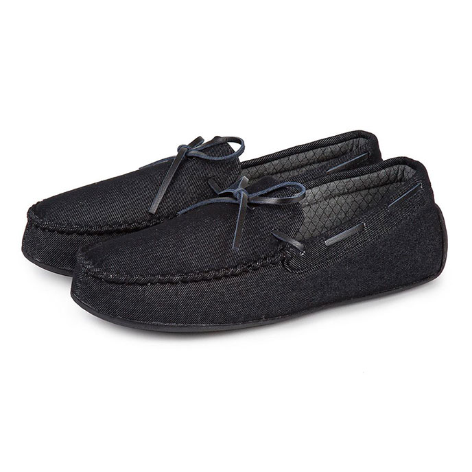 isotoner mens moccasin slippers
