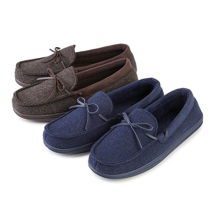 isotoner mens moccasin slippers