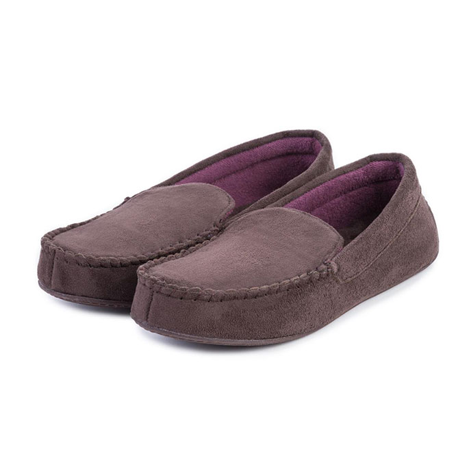 isotoner mens moccasin slippers