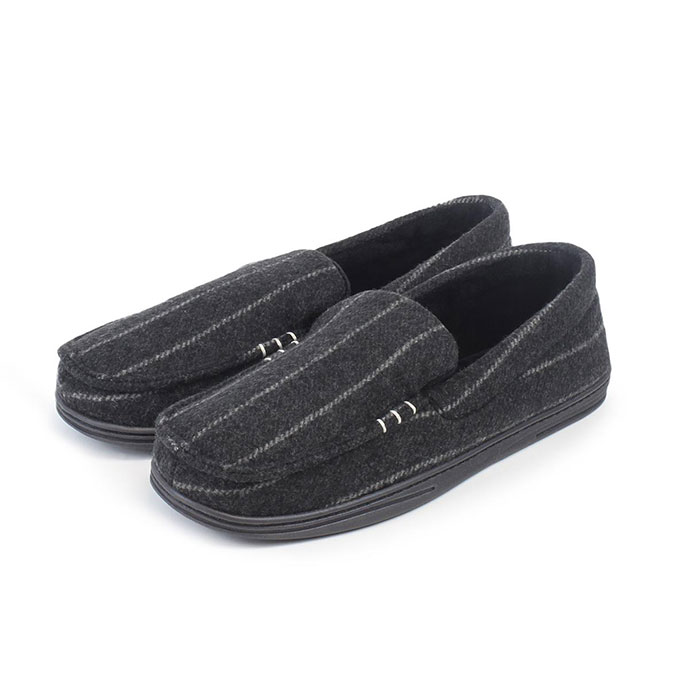 isotoner mens moccasin slippers