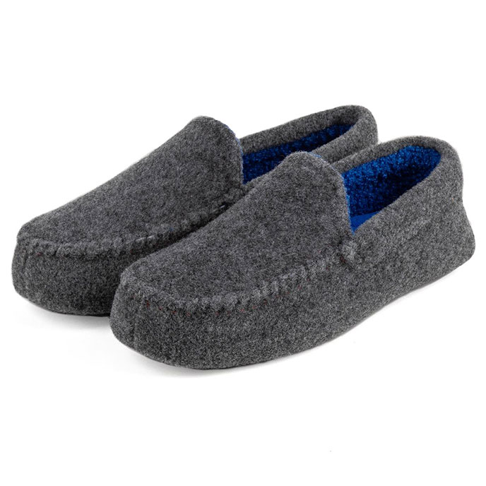 Isotoner Mens Felt Moccasin With Contrast Lining Slipper Grey