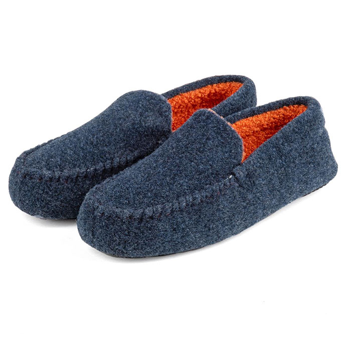 Isotoner Mens Felt Moccasin With Contrast Lining Slipper Navy