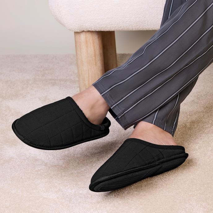 Isotoner® Mens Quilted Mule Slipper Black