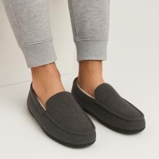 totes toasties® Mens Felt Moccasin Slipper With Sherpa Lining