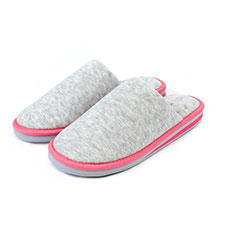 isotoner ladies popcorn terry mule slippers