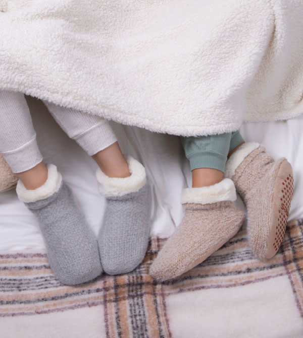 boots totes slipper socks